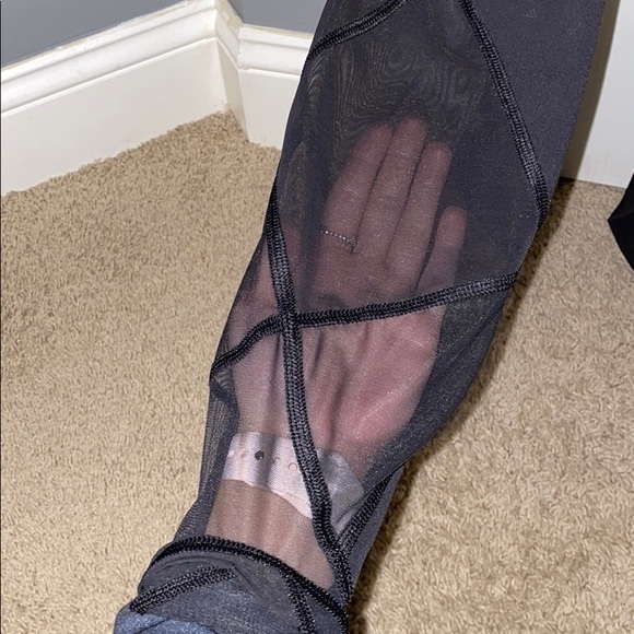 Victoria Secret Sport Mesh Leggings - Picture 2 of 3